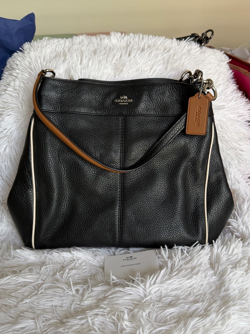 Coach Large Lexy Shoulder Bag Black Pebble Leather NWOT